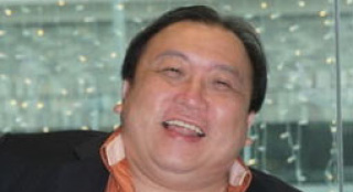 王晶预计星爷“西游”破十亿 吴君如称曾志伟像狗