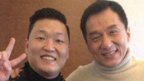 鳥叔曬與成龍合影 豎剪刀手化身小粉絲獻殷勤