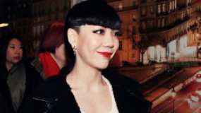 吴莫愁将雷人风格进行到底 不惧怕绯闻狂赞伊能静