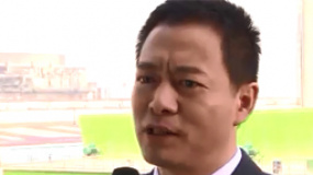 《鋼城故事》熱拍 主演彭博熬紅眼帶領企業(yè)重生