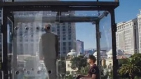 《超級魔術(shù)師》片段 高空密室挑戰(zhàn)出意外險喪命