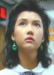何佩兒