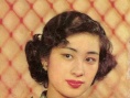 花落又逢君