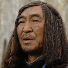 額爾古納河右岸