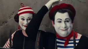 《巴黎，我爱你》中文片段 小丑世界也有美妙情缘