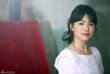 宋慧乔拍写真尽显气质纯美 白衣干净清淡如菊