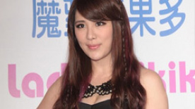 小禎談5年前愚人節(jié)訂婚阿良 稱是人生最大玩笑
