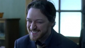 《污垢》限制级中文预告 脱下警服酒不离手疯无极