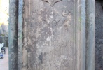 哈利·波特魔法學(xué)院是一所專(zhuān)門(mén)教授魔法的學(xué)校，學(xué)員在這里可以學(xué)到變形術(shù)、黑魔法等各種魔法，本校采用住校制，所有學(xué)生均需留宿，教授也許住在專(zhuān)用宿舍里，本學(xué)校分四個(gè)學(xué)院：格蘭芬多、斯萊特林、拉文克勞、赫奇帕奇。