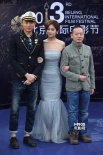 《工體愛情故事》劇組亮相 穎兒挽高虎性感迷人