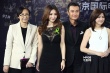 文章携《不二神探》剧组亮相 柳岩、陈妍希黑白美