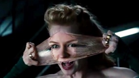 《金刚狼2》曝光预告 美女环绕刀锋战士有如神助
