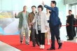 《神勇投彈手》劇組走紅毯 主演答有為心情大好