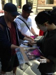 范冰冰國外拍片人氣足 敷面膜仍被外籍粉絲認(rèn)出