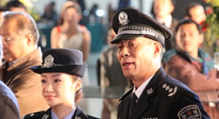 “富春山居图”曝剧照 张光北为刘德华保驾护航