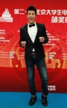 “优才计划”选手李晨浩出场 动作型男显阳光