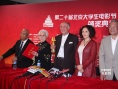《飛越老人院》劇組后臺亮相 老藝術家慷慨激昂