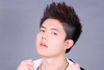 青年演員。<strong>【<a target="_blank" href="http://d.m1905.com/space/8272161">點(diǎn)擊查看選手更多資料</a>】【<a target="_blank" href="http://t4.m1905.com/space/user/id/8272161">為他投票</a>】</strong>