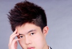 青年演員。<strong>【<a target="_blank" href="http://d.m1905.com/space/8272161">點(diǎn)擊查看選手更多資料</a>】【<a target="_blank" href="http://t4.m1905.com/space/user/id/8272161">為他投票</a>】</strong>