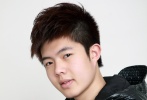 青年演員。<strong>【<a target="_blank" href="http://d.m1905.com/space/8272161">點(diǎn)擊查看選手更多資料</a>】【<a target="_blank" href="http://t4.m1905.com/space/user/id/8272161">為他投票</a>】</strong>