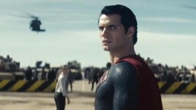 《超人：钢铁之躯》宣传片 人类领袖崛起飞天对决