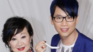 陶喆否认新歌影射旧情人 母亲节妈妈带狗贴心探班