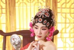演員，代表作《深宮諜影》、《唐宮燕》、《女媧傳說之靈珠》、《后宮》。獲獎情況： 2000年榮獲上海梅龍鎮(zhèn)廣場青春大使比賽的自然大使獎、2011年榮獲優(yōu)酷影視盛典“新銳演員”獎<strong>【<a target="_blank" href="http://d.m1905.com/space/8321072">點擊查看選手更多資料</a>】【<a target="_blank" href="http://t4.m1905.com/space/user/id/8321072">為他投票</a>】</strong>