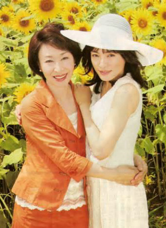 向日葵~夏目雅子27年演艺生涯与母爱