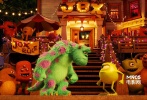 《怪獸大學(xué)》是2001年經(jīng)典動(dòng)畫《怪獸電力公司》(Monsters, Inc) 的前傳，當(dāng)年影片上映后就獲得全球觀眾愛戴，兩位主角毛怪與大眼仔也家喻戶曉。如今推出前傳《怪獸大學(xué)》，時(shí)間回溯到兩人的大學(xué)時(shí)光，劇情也愈發(fā)精彩，通過他們從死對(duì)頭變成至真好友的經(jīng)歷，為觀眾奉上一場歡樂爆笑又感人的大冒險(xiǎn)。