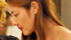 乐基儿住廉价酒店用碎手机 无黎明帮衬穷困潦倒