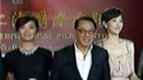 杨受成携英皇旗下艺人亮相 型男靓女明星范十足