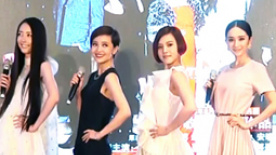 苏打绿助阵《小时代》掀高潮 时代姐妹花POSE抢镜
