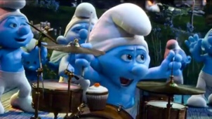 《蓝精灵2》中文片花 欢乐派对起舞弄姿玩架子鼓