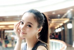 演員，模特，現(xiàn)為中韓少女組合LOTTE GIRLS成員之一。來(lái)自：美空網(wǎng)<strong>【<a target="_blank" href="http://d.m1905.com/space/8698060">點(diǎn)擊查看選手更多資料</a>】【<a target="_blank" href="http://t4.m1905.com/space/user/id/8698060">為她投票</a>】</strong>