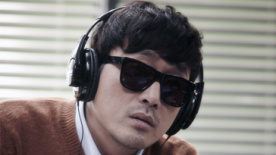 《恐怖直播》曝光预告 河正宇翻身不成陷爆炸危机