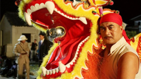 父子神探之龍?zhí)ь^