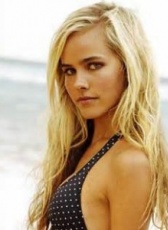 伊莎贝尔·卢卡斯