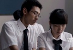 一群北京的90后少男少女和“不男不女”本色出演，自然不做作。但校服有點(diǎn)假。