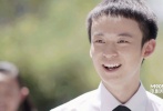 一群北京的90后少男少女和“不男不女”本色出演，自然不做作。但校服有點(diǎn)假。