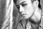 演員，作品《霸王別姬》《陰謀與愛情》《借我一個男高音》等。<strong>【<a target="_blank" href="http://d.m1905.com/space/8171880">點擊查看選手更多資料</a>】【<a target="_blank" href="http://t4.m1905.com/space/user/id/8171880">為他投票</a>】</strong>
