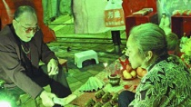 《迷离夜》预告片 任达华首执导筒“鬼气森森”