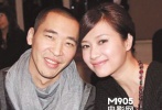 徐靜蕾和黃立行自從拍攝《杜拉拉升職記》，就一直有緋聞傳出，雖然開始雙方都極力否認(rèn)，但之后卻有知情人士透露，老徐和黃立行確實(shí)正在戀愛，并且已經(jīng)在臺灣同居。更為可疑的是，徐靜蕾現(xiàn)身臺灣時，竟然自稱家屬。這一切不能不讓我們懷疑，老徐是否已經(jīng)升級為“黃太太”呢。