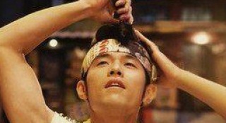 周董《天臺》在臺首映 不抱蔡依林為照顧女方意愿