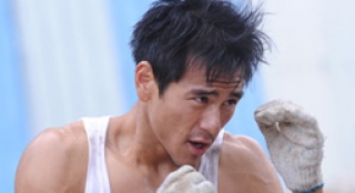 彭于晏《激戰(zhàn)》特訓(xùn)體脂僅剩3% 引張家輝偷流口水