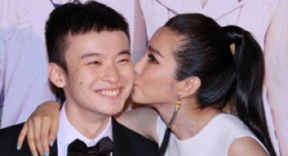 李冰冰親吻董子健 拒絕采訪回避氣功大師王林話題