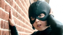 《蚂蚁男孩》中文预告 超级小英雄保护校园除恶霸
