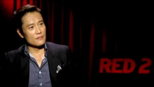 《赤焰战场2》访谈特辑 合作众星李秉宪紧张兴奋