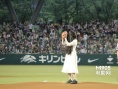 “贞子”恐怖亮相棒球赛 完美直线球引爆赛场