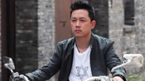 潘粵明新戲外表冷峻很硬漢 內(nèi)心柔軟對小孩無免疫