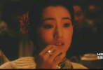 《霸王別姬》里，鞏俐扮演名妓菊仙這個(gè)剛烈潑辣的女子。